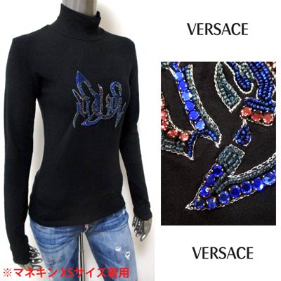 樂天商城 - ヴェルサーチ VERSACE レディース トップス ロンT 長袖 ロゴ フロントビジュー装飾・バックロゴ刻印ボタン付きハイネックタイトロングTシャツ ブラック IV6729 82018 900 (R38800) A4 【送料無料】 【smtb-TK】