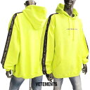 ヴェトモン VETEMENTS メンズ トップス パーカー フーディー ロゴ ※同デザインで他カラー多数有 フロント/スリーブVETEMENTSロゴ・パープルラ...