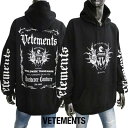 ヴェトモン VETEMENTS メンズ トップス パーカー フーディー フード付 ロゴ スリーブVETEMENTSロゴ・前面/後面マルチロゴプリント付オーバーサ...