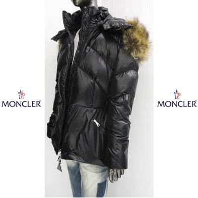 モンクレール MONCLER レディース アウター ダウン ジャケット コート ロゴ 2color フェイクファー使用 LAITUE MONCLERロゴ付きホワイトダウンコート 白/黒 1A00101 68950 032/999 (R246400) 122 2021年秋冬新作【送料無料】 【smtb-TK】