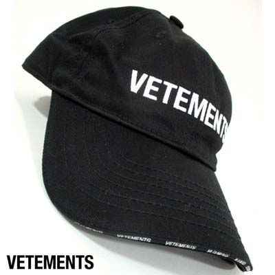 ヴェトモン VETEMENTS メンズ 帽子 キャップ ユニセックス可 ※同デザインで色違い有り フロント/裏/つば部分ロゴ・バックLIMITED EDITION刺繍付きキャップ ブラック UE63CA100B 1052 BLK (R57200/R58600) 321 2023年春夏新作 【送料無料】 【smtb-TK】