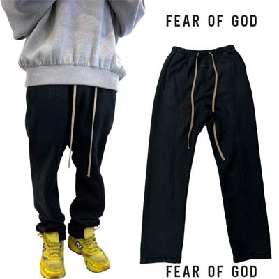 フィアオブゴッド FEAR OF GOD スウェットパンツ ジョガーパンツ メンズ ボトムス フロントセンター部分ロゴパッチ・ウエストロングドローストリング付きスウェットパンツ ブラック FG840 042FLC 001 (R118500) IKO421 2024年春夏新作 【送料無料】 【smtb-TK】
