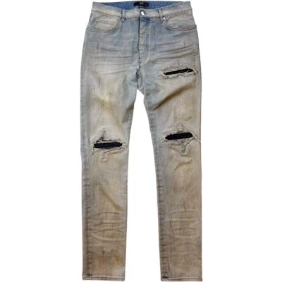 乐天商城 - AMIRI アミリ ジーンズ メンズ MX1 JEAN ダメージ加工 ダメージ加工 スエード補修 ロゴパッチ デニムパンツ インディゴ AMBMJE1104-543 Perfect Antique Indigo (R174300) MENGO621 新作 【送料無料】