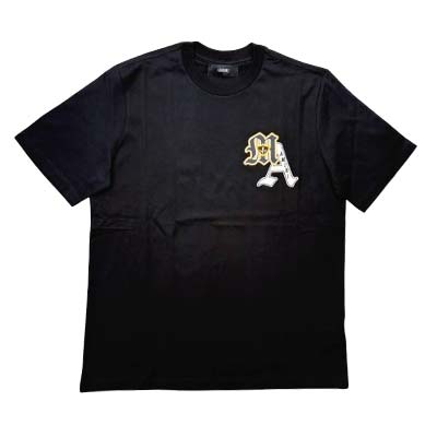 乐天商城 - AMIRI アミリ Tシャツ メンズ 半袖 VARSITYグラフィック MAロゴ ブラック AMTOJR1042-001 (R64900) GB621 新作 【送料無料】