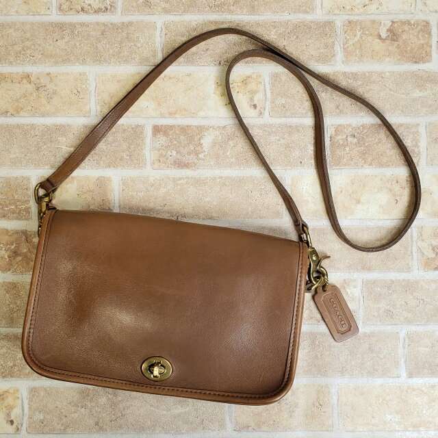 美品 コーチ ハンドバッグ coach 11062 ターンロック ブラウン 楽天市場】コーチ ターンロック オールドの通販