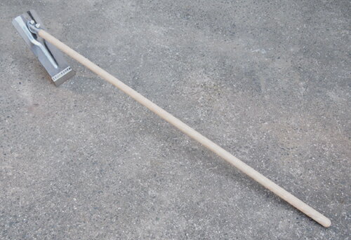 ▲播州三木産 高級手打 鍛造 ステンレス平鍬 ハガネ付小 (N3004s) 1500mm柄 山林用 農業 園芸 くわ クワ