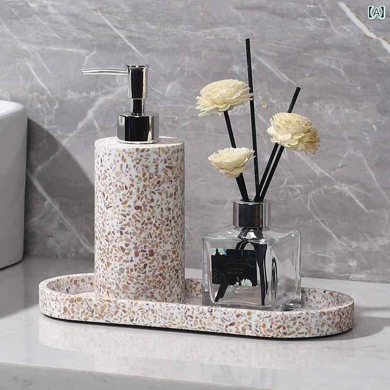 おしゃれな 詰め替え用 ボトル 高級 ローションボトル プレス 空 ボトル 500 ml大容量 バス ルーム ハ..