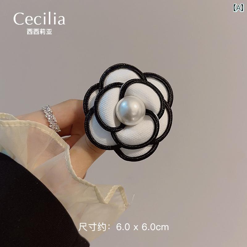 ブローチ コサージュ アクセサリー Xiaoxiangfeng パール 椿 ブローチ レディース ハイエンド スーツ コート コサージュ 精巧 フラワー ピン ...