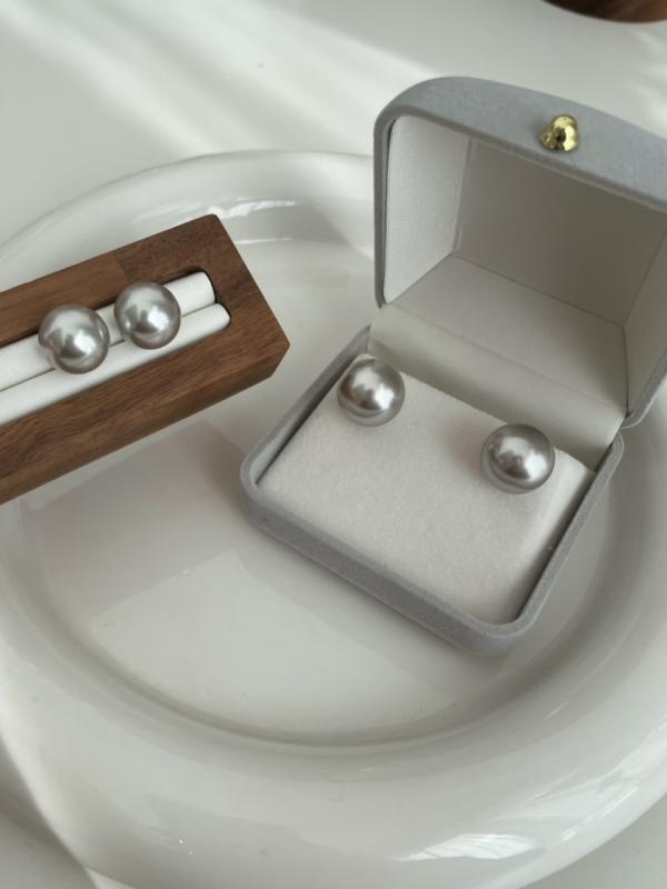 グレーパールイヤリング ジェニー 