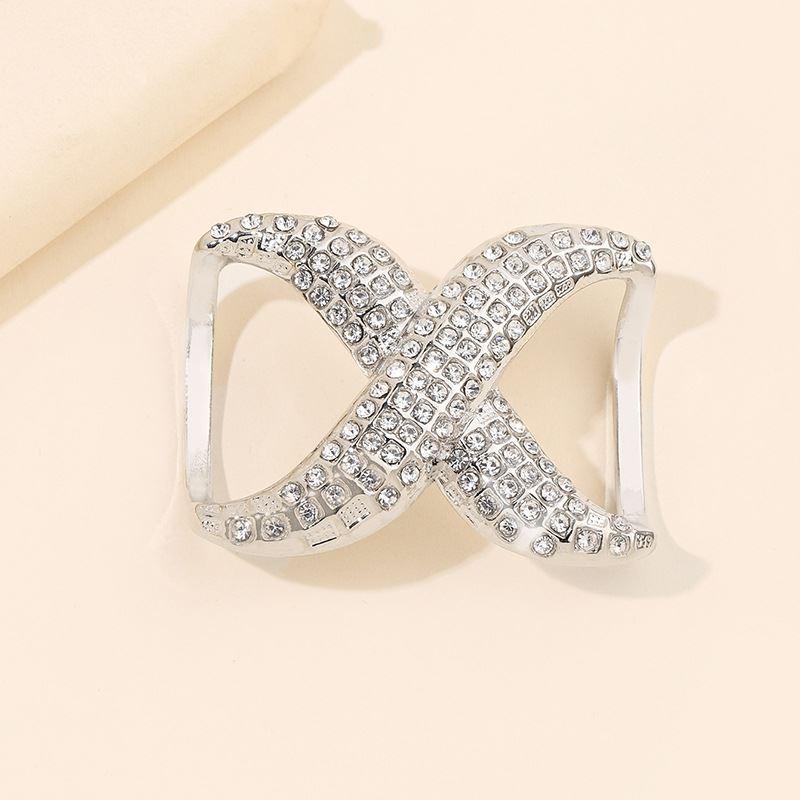 シルク スカーフ 蝶 結び バックル 多機能 高級 スカーフ スクエア リング 装飾 フル ラインストーン ..