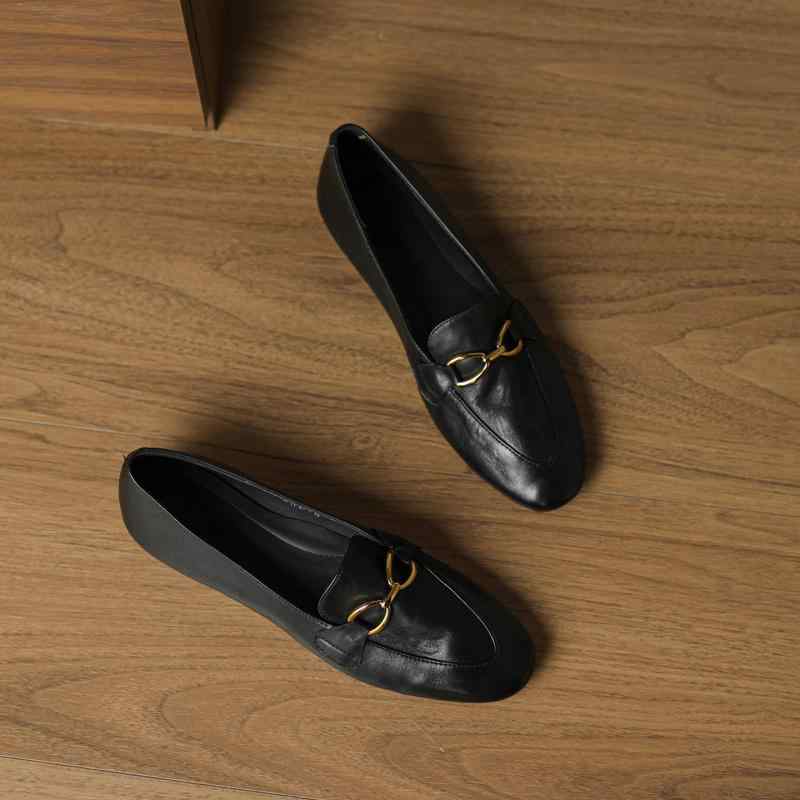 カジュアルローファー シープスキン レトロ ソフト ソールの 丸い つま先 革 フラット ローファー エレガントな ブラウンの スリッポン 快適 通勤 靴