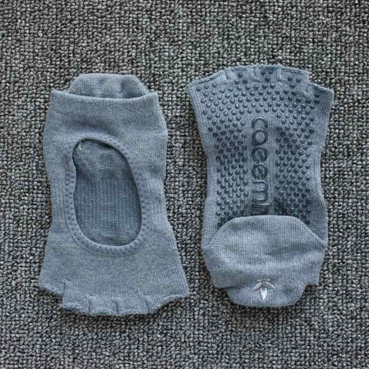 ヨガソックス ヨガ ソックス 初心者 滑り止め ピラティス スプリット トゥ 漏れ 防止 5本 指 室内 スポーツ レディースソックス ドット