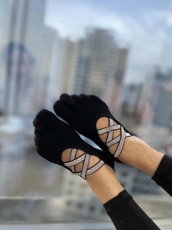 ヨガソックス Anjali ヨガ ソックス スポーツ フィットネス 滑り止め ピラティス ダンス トレーニング 5本 指