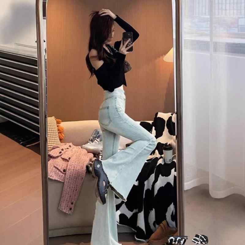 樂天商城 - デニムパンツ ハイウエスト マイクロフレア スリムフィット スリム効果 脚長効果 ストレッチ フリンジ デザイン 合わせやすい カジュアル ボトムス 普段使い 伸縮性 デニム素材