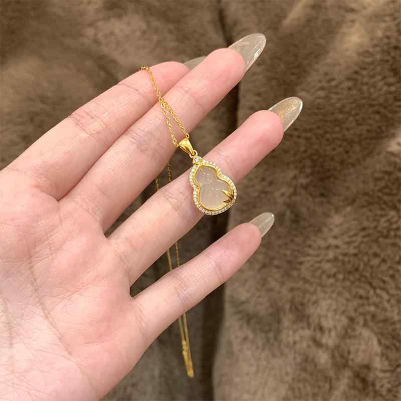 Heart - ネックレス レディース 中華 瓢箪 ペンダント 白玉髄 装飾 福禄 モチーフ 鎖骨チェーン 高級感 ラッキーアイテム ゴールド 華奢 普段使い アクセサリー