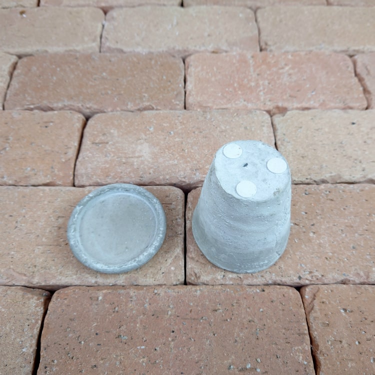植木鉢 おしゃれ セメントポット MM010-080 2.5号(8cm) / 陶器鉢 白 黒 コンクリート