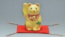 京焼/清水焼 陶器 置物 招き猫・松竹梅（黄）（敷物付） Kyo-yaki. Japanese ceramic ornament. Beckoning cat yellow. Fortune manekineko.