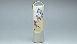 京焼/清水焼 陶器 花器 一輪挿し 染付おみなえし 紙箱入 Kyo-yaki. Japanese ceramic Ikebana small flower vase. Ominae.