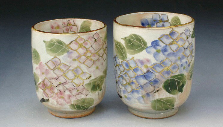 京焼/清水焼 陶器 夫婦組湯呑 京あじさい 紙箱入 Kyo-yaki. Hydrangea Set of 2 Teacups Yunomi. Paper box. Ceramic.