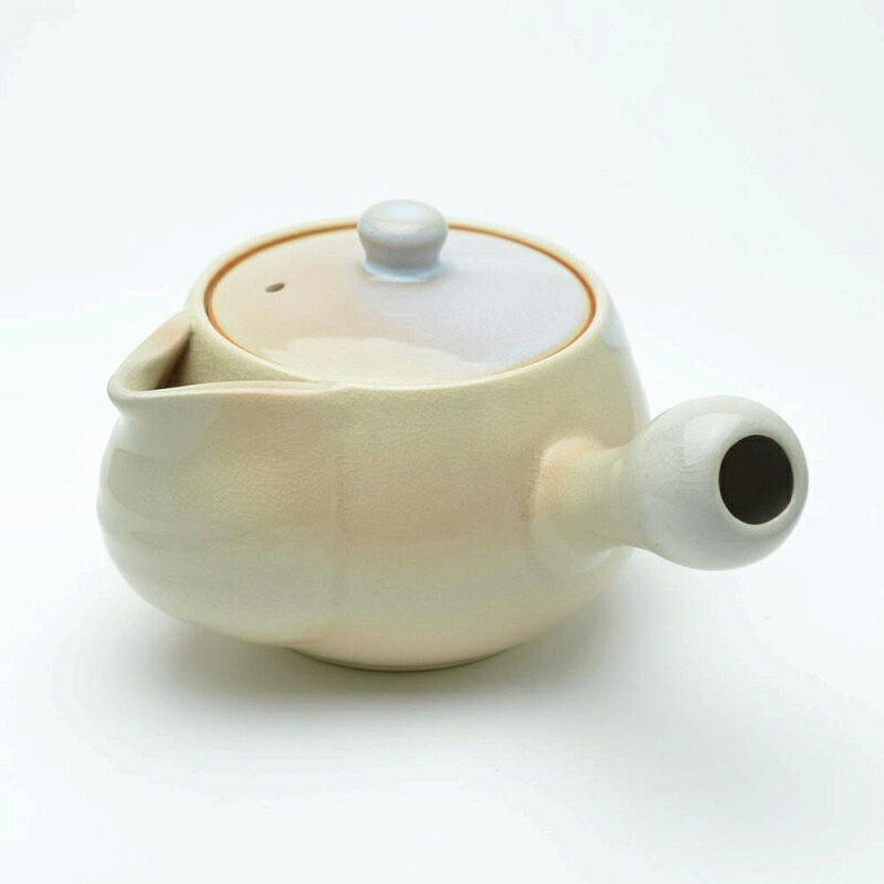 萩焼 姫土丸急須（茶こし付）（白箱） Hagiyaki teapot made in Japan with tea strainer. Japanese pottery