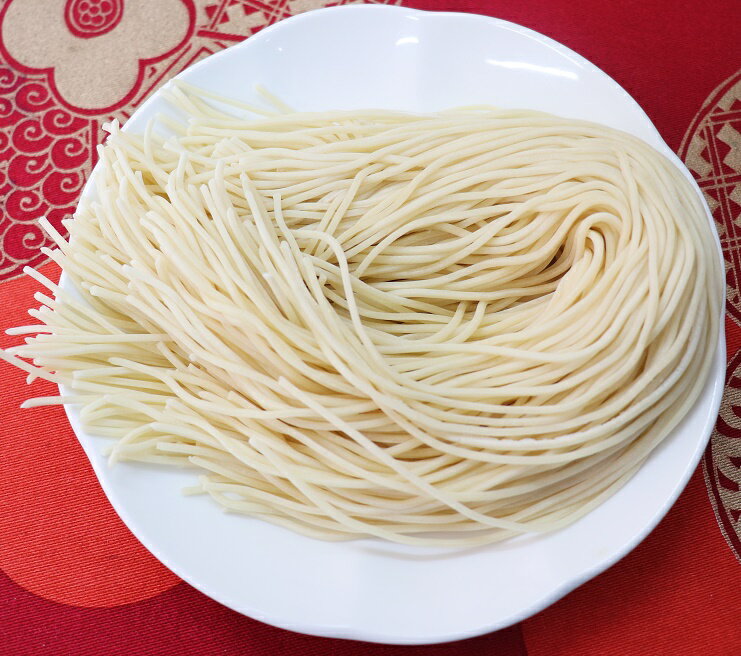 博多ラーメン細麺100g 替え玉（麺のみ）【10玉】（宅配便） 保存食 非常食