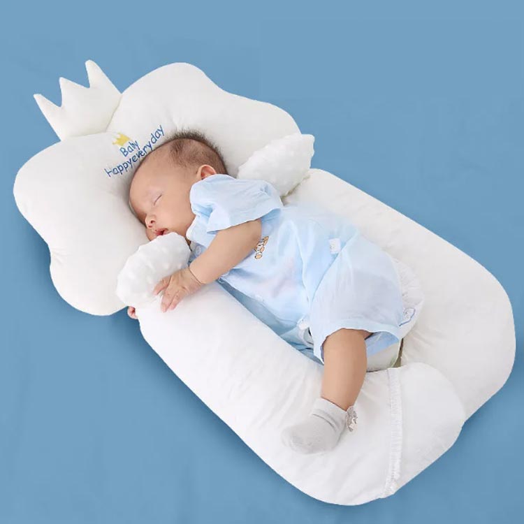高品質 ベビー枕 新生児 吐き戻し 絶壁 ベビーまくら ドーナツ枕 頭の形 ヘッドサポート ネックピロー 睡眠サポー 寝ハゲ対策 頭の形が良くなるト リバーシブル 通気性 寝返り防止 ベビー布団 2