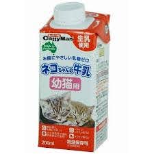 新鮮な生乳のおいしさを活かし、乳糖を完全に分解した、幼猫のためのオーストラリア産牛乳です。新鮮な生乳のおいしさを活かし、乳糖を完全に分解した、幼猫のためのオーストラリア産牛乳です。原材料：乳類（生乳、脱脂乳、無脂乳固形分、乳清たん白）、植物油脂、増粘多糖類、乳糖分解酵素、ミネラル類（カルシウム、カリウム、マグネシウム、リン、鉄）、乳化剤、タウリン、ビタミン類。