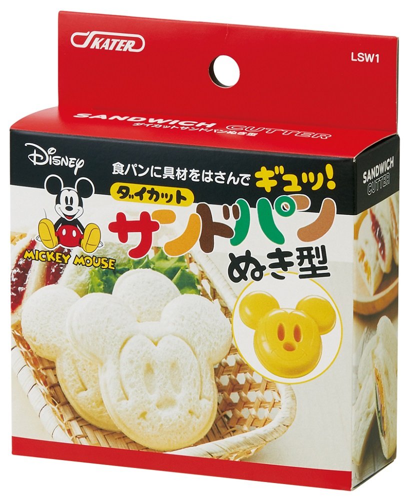 商品情報商品の説明食パンに具材を挟んでギュッ! 具材を挟んで上から押すだけ 簡単にキャラのサンドイッチができる ミッキー、プーさんなどのディズニーキャラからハローキティ他サンリオキャラクター、スヌーピー、トトロ、ムーミンなど人気キャラが勢ぞろい! おしゃれでシンプルなベーシック柄など様々なデザインをラインナップしている 「 スケーター 」社製主な仕様 サイズ:約幅10.3x奥行9.2x高さ3.2cmbr素材・材質:ポリプロピレン生産国:日本