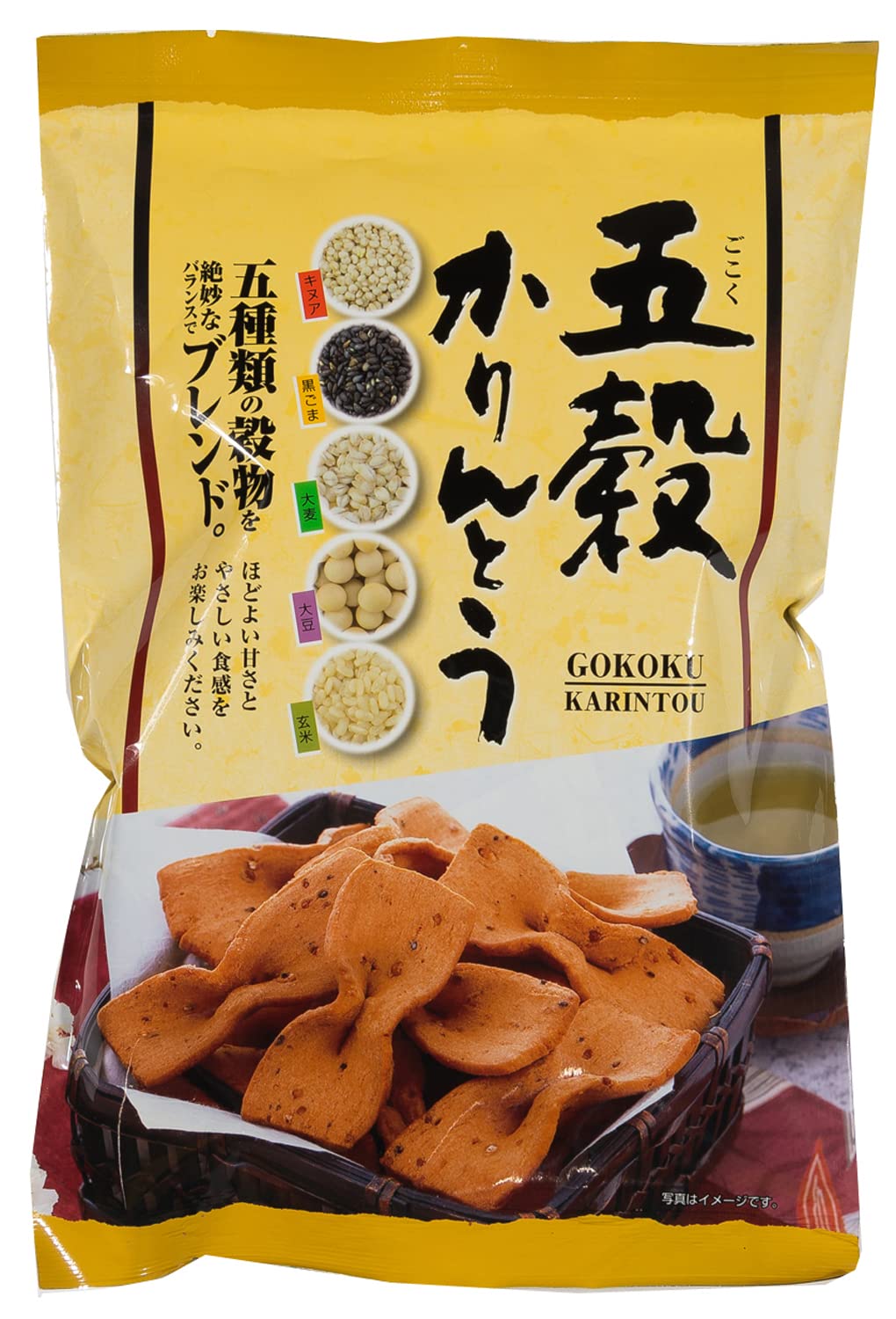 商品情報 商品の説明 商品紹介 表面を砂糖で包まないで生地に五穀(大豆、大麦、玄米、黒ごま、キヌア)を練り込みクッキーのような生地を素揚げにした甘さ控えめです。卵と膨脹剤を使用した生地なので、ザクッザクッとした生地の中にいろんな穀物を味わって頂く素朴な味わいのかりんとうです。健康志向の方にお勧め。いろんな世代の方に食べて頂きたくりぼんの形にしました。ついつい食べてしまうと好評です。 原材料・成分 小麦粉（国内製造）、植物油（なたね油）、ビートグラニュー糖、卵、でん粉、ショートニング、食塩、大豆、大麦、ごま、玄米、キヌア / 膨脹剤 主な仕様 原材料：小麦粉（国内製造）、植物油（なたね油）、ビートグラニュー糖、卵、でん粉、ショートニング、食塩、大豆、大麦、ごま、玄米、キヌア / 膨脹剤商品サイズ（高さx奥行x幅）：19cmx21.5cmx24cm # 【送料無料】製菓宮本 五穀かりんとう 110gx6袋 健康を意識しているみなさま、日々のおやつにどんなものを選んでいるでしょうか。「甘いものを食べたいけれど、健康にも気を使いたい」という悩みを抱える方も多いのではないでしょうか。そんなあなたにぴったりなのが、製菓宮本の五穀かりんとうです。 五穀かりんとうは、甘さ控えめで、体に優しい成分で作られているため、罪悪感なく楽しむことができます。この商品は、主な原料として使用されている大豆、大麦、玄米、黒ごま、そしてキヌアがもたらす栄養価の高さが魅力です。 人生の素材を使った素朴な味わいの中で、しっかりとした食感も楽しめます。健康志向のあなたにとって、このかりんとうは手放せない存在になることでしょう。ぜひ、家族や友人と一緒に味わって、その楽しさを共有してください。 毎日のおやつを選ぶ楽しさを新たにし、健康を意識した食生活の一部に加えてみてはいかがでしょうか。五穀かりんとうは、ボリュームたっぷりの110gの6袋セットでお届けしますので、ストックしておいても安心です。 ## 五穀かりんとうの特徴と魅力 製菓宮本の五穀かりんとうは、特に健康志向の方におすすめのスナックです。このかりんとうの一番の特徴は、甘さ控えめであることにあります。通常のかりんとうは甘い砂糖でコーティングされていることが多いですが、五穀かりんとうはその名の通り、素材の風味を大切にしています。 使用されている五穀は、大豆、大麦、玄米、黒ごま、キヌアの5種類です。これらの穀物はそれぞれに栄養価が高く、特に食物繊維やビタミン、ミネラルが豊富です。そのため、食べることで健康を気遣いながらも、満足感を得ることができます。 また、五穀かりんとうは卵と膨張剤を使用した生地を、素揚げして作られています。このため、ザクザクとした食感が楽しめ、また穀物の風味が抜群に生かされています。そのまま食べても美味しいですが、お茶うけやおつまみとしても最適です。 さらに、このかりんとうは子供から大人まで楽しめる形状になっています。リボン型のデザインは見た目にも楽しく、食べやすさも考慮されています。家族全員が喜んで食べてくれることでしょう。 ## 健康志向な方におすすめのスナック 私たちの食生活において、健康を気にかけることはますます重要です。特におやつは、健康的であることが求められます。製菓宮本の五穀かりんとうは、まさにそのニーズに応える商品です。 まず、五穀かりんとうは添加物を極力抑えて作られています。これは、体に優しい食材を使っていることの証です。大豆や玄米は、効果的なタンパク質源であり、エネルギーをしっかりと補給する手助けをしてくれます。 また、食物繊維が豊富なため、腸の健康をサポートします。毎日の食事にはこの食物繊維が欠かせないことはよく知られています。さらに、このかりんとうは甘さ控えめのため、ダイエット中や糖分を控えたい方にも嬉しい選択肢となります。 例えば、運動後や仕事の合間にパクっと食べるのも良いかもしれません。手軽に栄養を補給できるので、スナックを選ぶ際の新たな基準となることでしょう。 五穀かりんとうを日常の食生活に取り入れることで、忙しい日々でも健康を維持しやすくなります。体にも味にも満足できる、まさに理想的なおやつと言えるでしょう。 ## どんなシーンにもぴったりのサイズ感 製菓宮本の五穀かりんとうは、110gの袋入りが6つセットになっており、そのサイズ感がとても便利です。小さめの袋なので、持ち運びにも適しており、外出先や仕事場、学校にも簡単に持参できます。 特に、ちょっとした小腹が空いたときや、友人とのお茶会、お子さんのおやつにも最適です。小袋だからこそ、食べ過ぎを防ぎながらも、気軽に楽しむことができます。 また、ストックにも適しています。うっかりおやつがない！という不安からも解放され、まとめて購入しておくことで、いつでも手に入る安心感があります。 家族みんなで分け合えるので、好きなときに好きなだけ楽しむことができる点も大きな魅力です。お中元やお歳暮のギフトにも喜ばれそうですね。 このように、五穀かりんとうは、手軽さ、美味しさ、健康面を兼ね備えた理想的なおやつです。日常的に取り入れることで、あなたの食生活がより豊かになることでしょう。 ## まとめ - 製菓宮本の五穀かりんとうは、健康志向の方にぴったりのスナックです。 - 大豆、大麦、玄米、黒ごま、キヌアを使用し、豊富な栄養が魅力です。 - 甘さ控えめで、ダイエット中の方にもおすすめです。 - 110gの小袋×6で、持ち運びやストックに便利です。 - 家族や友人と一緒に楽しめる、美味しくて健康的なおやつです。