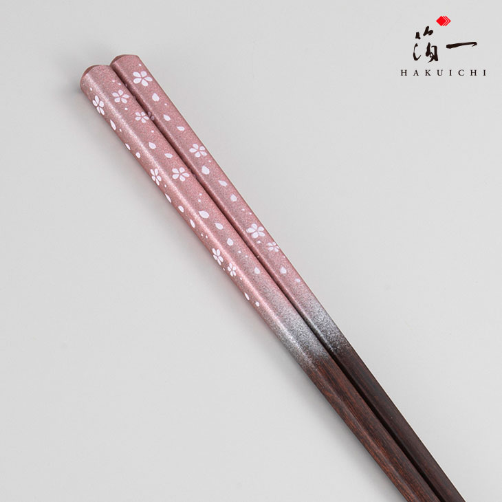【メール便対応】金の箸 銀の箸 桜(桜色)｜金沢金箔の箔一（はくいち）｜敬老の日 箸 金箔 ギフト プレゼン 2000円 結婚祝い 還暦 お祝い 誕生日 おしゃれ かわいい 一膳 引き出物 日本製 記念品 海外 土産 手作り 家族 男性 女性 友人 日本製 持ちやすい 入学祝 就職祝