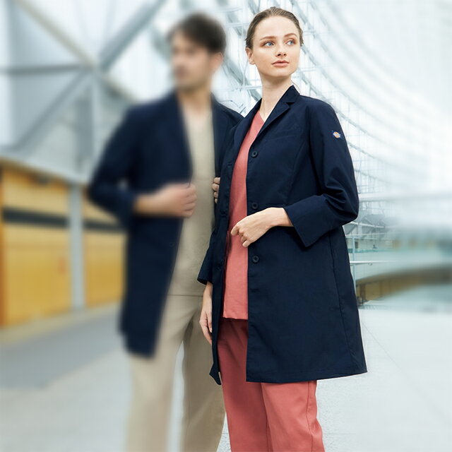 2538NP フォーク ディッキーズ 診察衣 シングルボタン 女性用 長袖 色落ちなし 左胸ポケット 両腰ポケット イージーケア 速乾 吸汗 ポリエステル100...