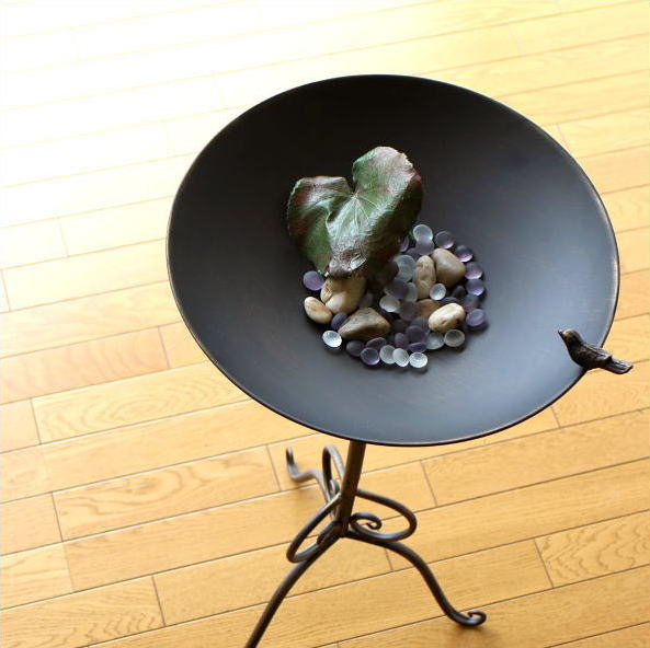 バードフィーダー 餌台 バードバス おしゃれ アンティーク えさ台 お庭 ガーデン アイアンの小鳥の餌台