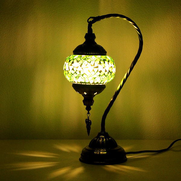 テーブルランプ おしゃれ ガラス ビーズ 照明 ランプスタンド オリエンタル アンティーク ベッドサイドランプ モザイクオリエンタルランプ グリーン