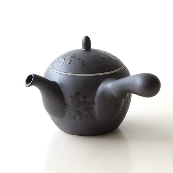 急須 おしゃれ 日本製 きゅうす 有田焼 伊万里焼 茶こし付き 和食器 渋い 陶器 焼物 食洗機対応 二人用 340ml 緑茶 日本茶 お茶 横手 持ちやすい 青銅釉 丸み 両親 祖父母 母の日 ギフト ラッピング 青銅急須
