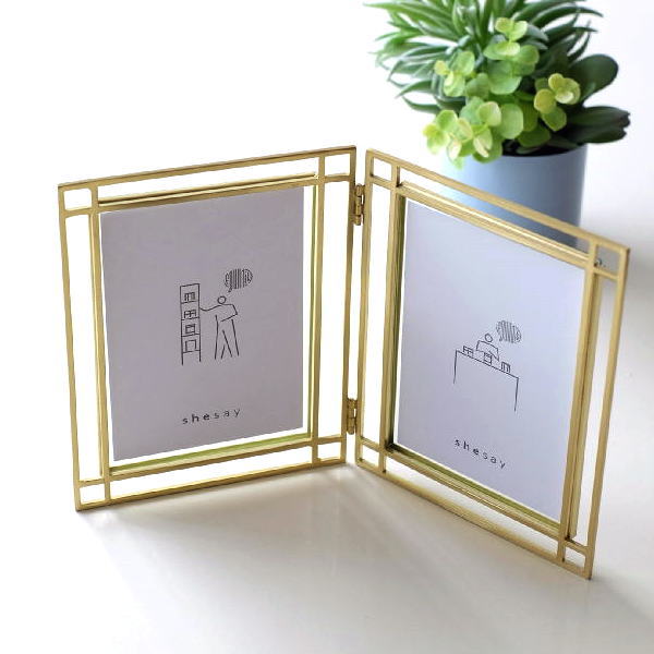 フォトフレーム 写真立て ガラス 透明 2面 2枚 L判 L版 ゴールド 折りたたみ おしゃれ シンプル アイアン クリア 挟む 卓上 フォトスタンド プレゼント 結婚祝い 結婚式 ウェディング アウトラインのダブルフォトフレーム S