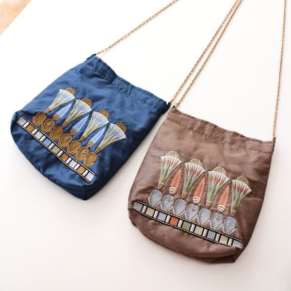 ショルダーバッグ チェーンバッグ かばん おしゃれ 刺繍 ビジュー ビーズ オリエンタル エスニック 手作り かわいい デザイン 刺繍チェーンバッグ エジプシャンフラワー 2カラー
