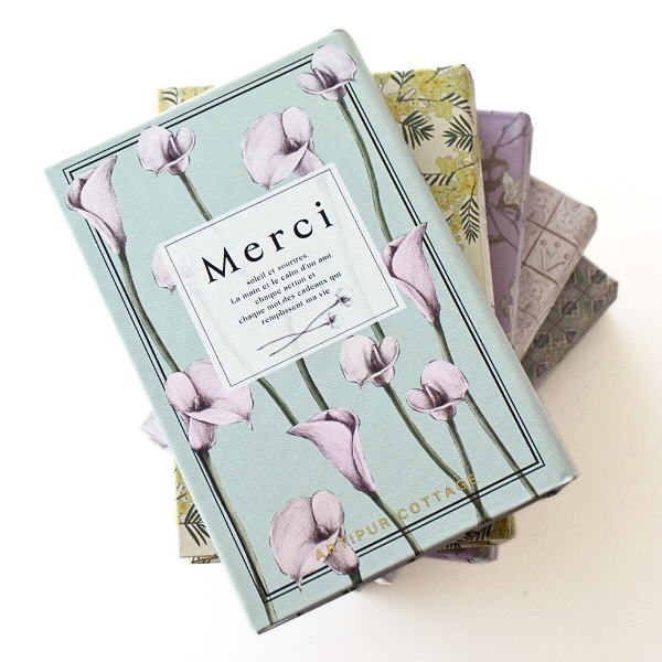 小物入れ 本型 ブック型 おしゃれ ブックボックス 洋書 かわいい 収納ボックス フラワー レトロ パステ..