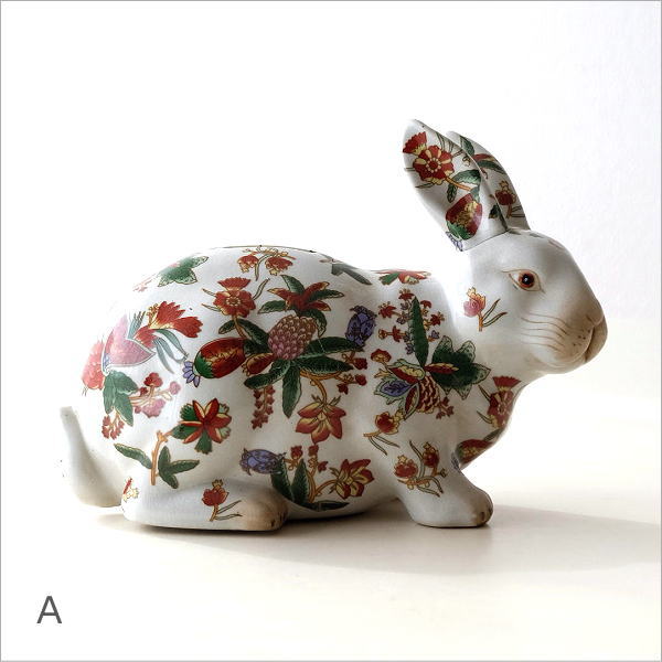 貯金箱 うさぎ 置物 かわいい 陶器 500円玉 おしゃれ 可愛い 絵付け 和風 インテリ...