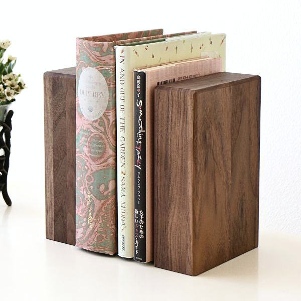 ブックエンド 木製 無垢 天然木 本立て ブックスタンド おしゃれ 卓上 机上 シンプル ナチュラル かわいい モダン 四角 ウォールナット 北欧 整理 本棚 ...
