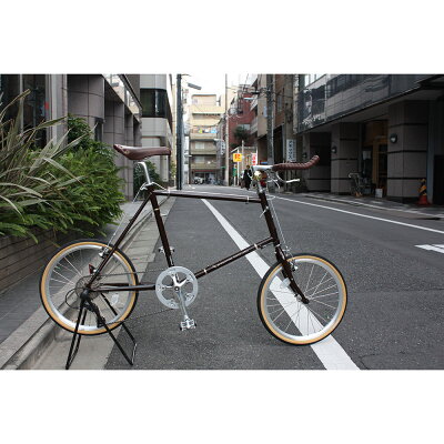 ブルホーンがついた自転車