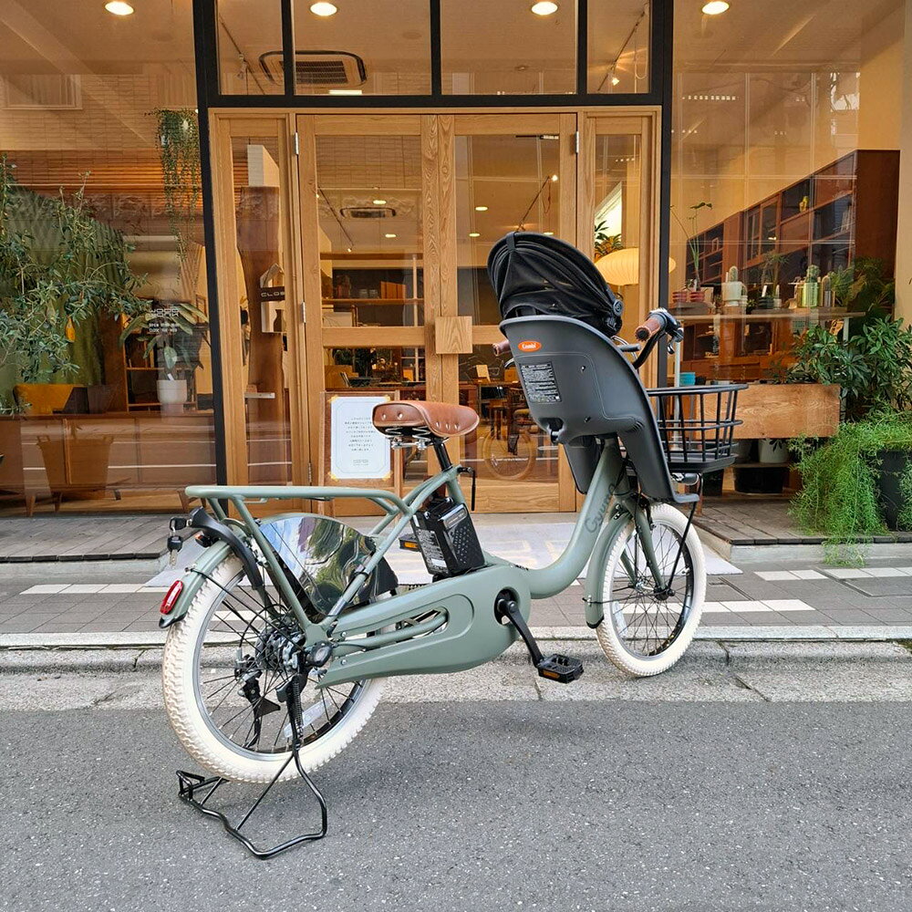 最大5000円クーポン配布中【クリームタイヤ厳選カスタム】Gyutto CROOM F DX(ギュ...