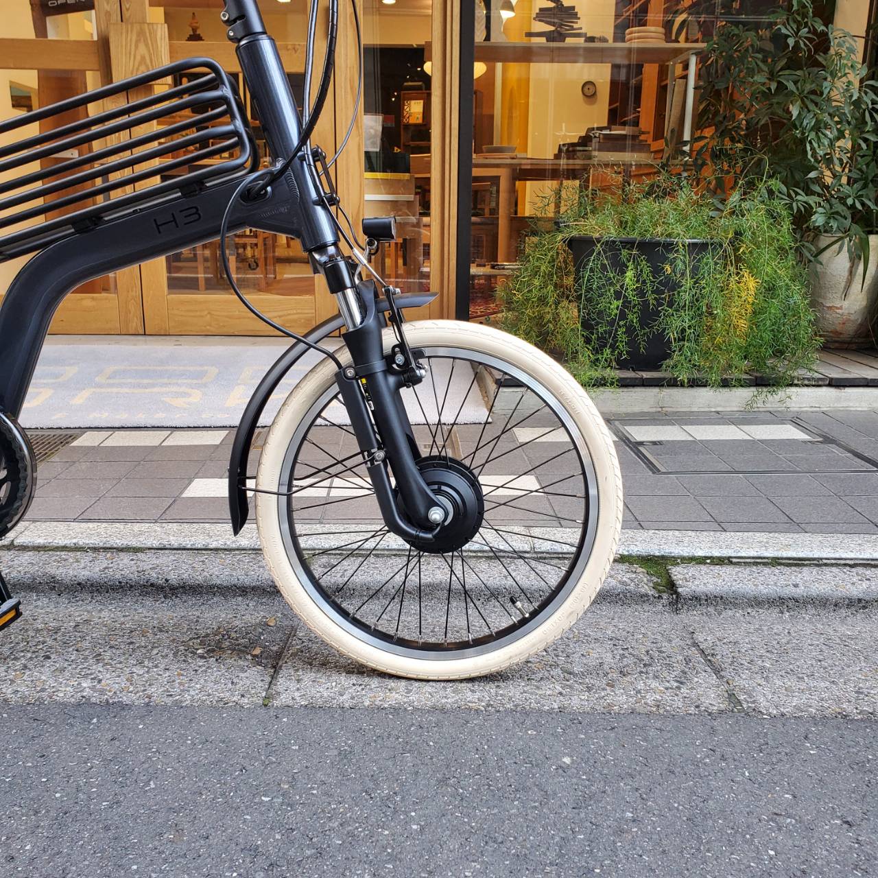 最大5000円クーポン配布中【一部カラー特価】【後ろに底板バスケット搭載厳選カス...