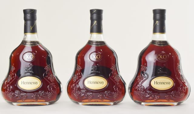 【未開栓】ヘネシー HENNESSY XO 黒キャップ 700ml 現行品 コニャック ブランデー 3本セット 送料無料 【中古】