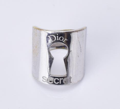 【中古】Christian Dior ディオール リング 鍵穴 シークレット 指輪 ジャンク品