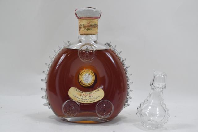 【未開栓】レミーマルタン REMY MARTIN ルイ13世 ベリーオールド バカラ 700ml 替栓付 古酒 送料無料 【中古】