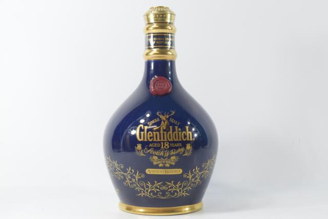 【未開栓】グレンフィディック GLENFIDDICH 18年 青 陶器 エンシェントリザーブ 700ml 【中古】