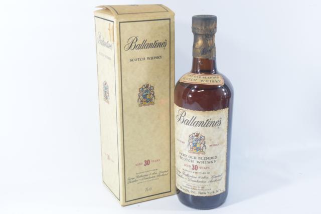 【未開栓】バランタイン BALLANTINE`S 30年 ベリーオールド 古酒 750ml 箱付 ※箱に汚れがあります。 【中古】