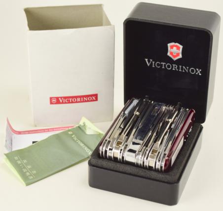 【新古品】VICTORINOX 未使用保管品 VICTORINOX ビクトリノックス スイスチャンプ XXLT 1.6795 その他