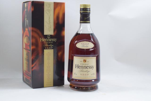 【未開栓】ヘネシー HENNESSY VSOP プリヴィレッジ 金キャップ コニャック 700ml 箱付 送料無料 【中古】