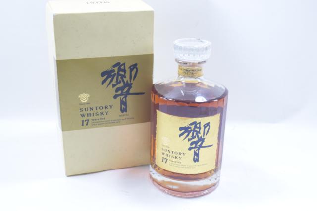 【未開栓】サントリー 響 17年 古酒 ゴールドラベル 旧ボトル 古酒 ウイスキー 750ml 箱付 送料無料 【中古】